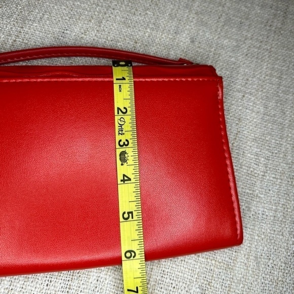 Clutch crossbody shoulder bag purse red removable strap envelope snap closure​​ - Picture 9 of 13